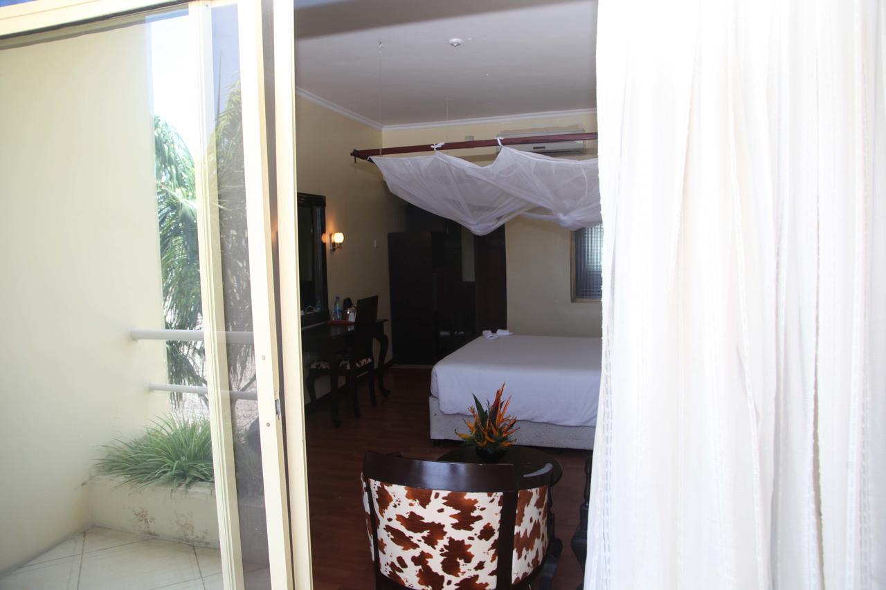 Giraffe Ocean View Hotel Dar es Salaam Extérieur photo